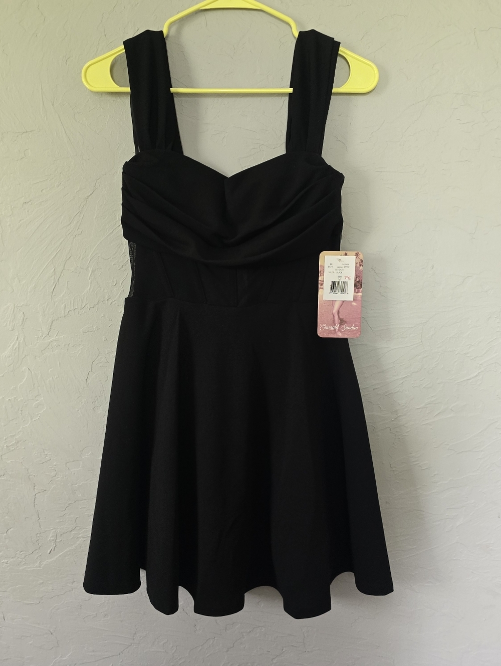 Emerald Sundae Women Dress nwt Medium